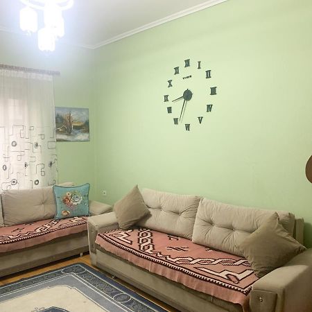 Korca Central Flat Bagian luar foto