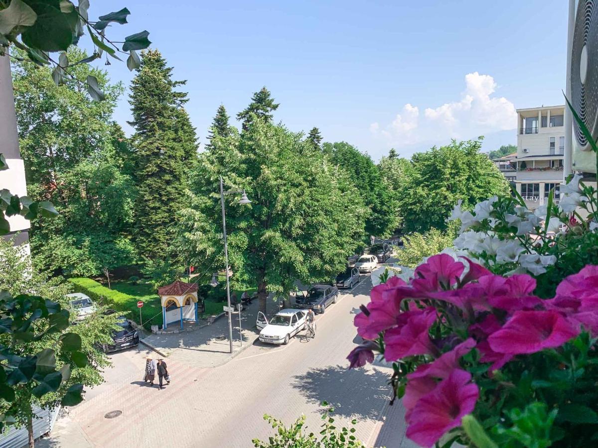 Korca Central Flat Bagian luar foto
