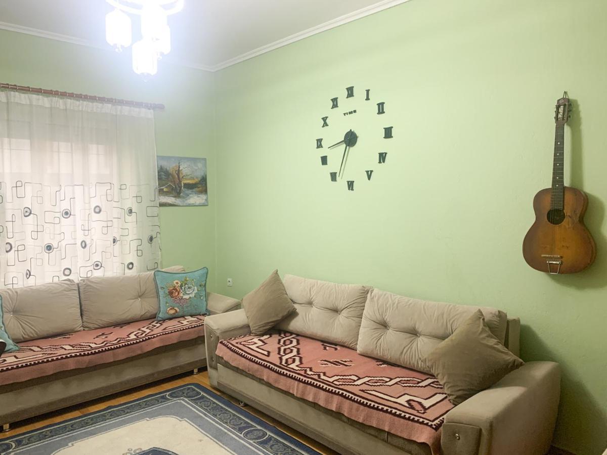 Korca Central Flat Bagian luar foto